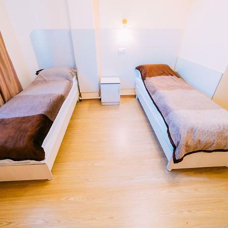 224 Hotel Almaty Luaran gambar